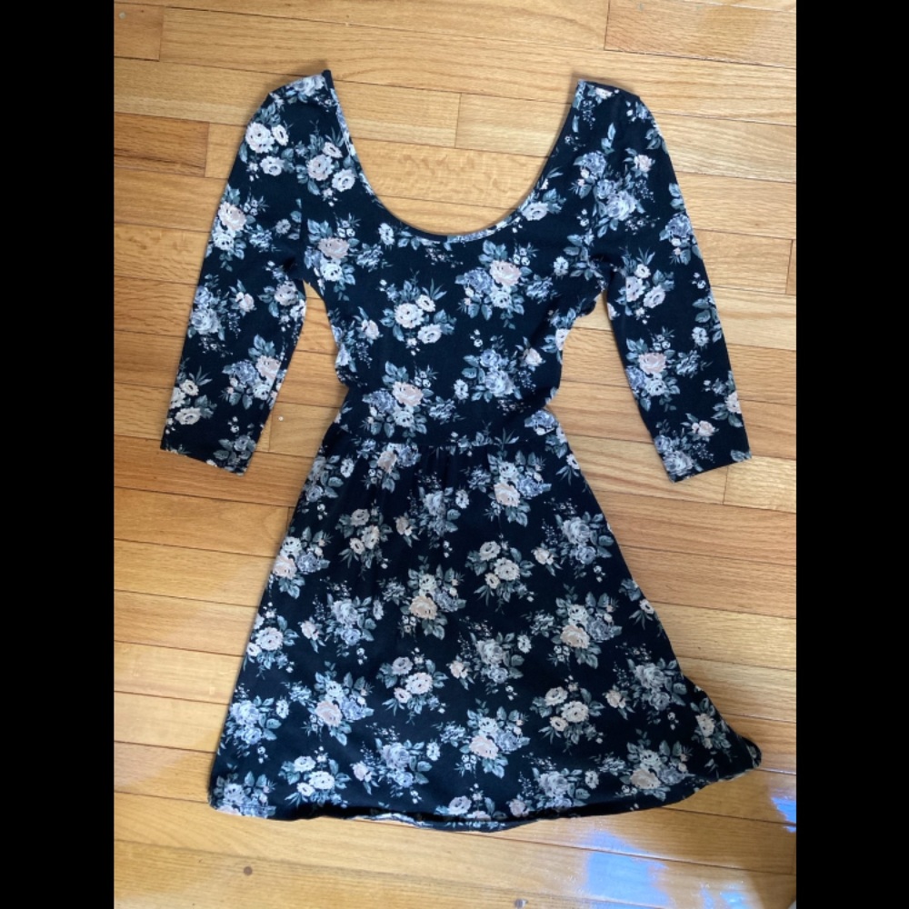 Women’s Floral dress (cotton)